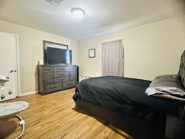 110 Cedar St, House other with 3 bedrooms, 2 bathrooms and 1 parking in Louise TX | Image 7