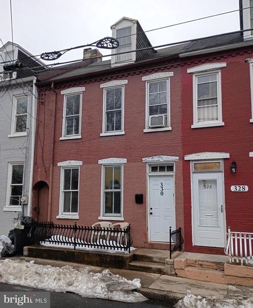 330 Beaver St, LANCASTER, PA, 17603-5338 | Card Image