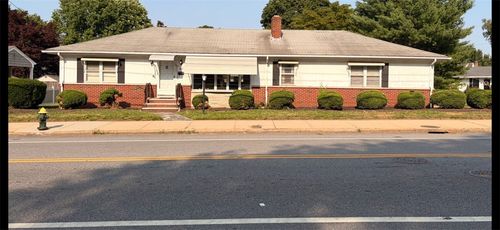 565 Mount Pleasant Ave, Providence, RI, 02908-3304 | Card Image