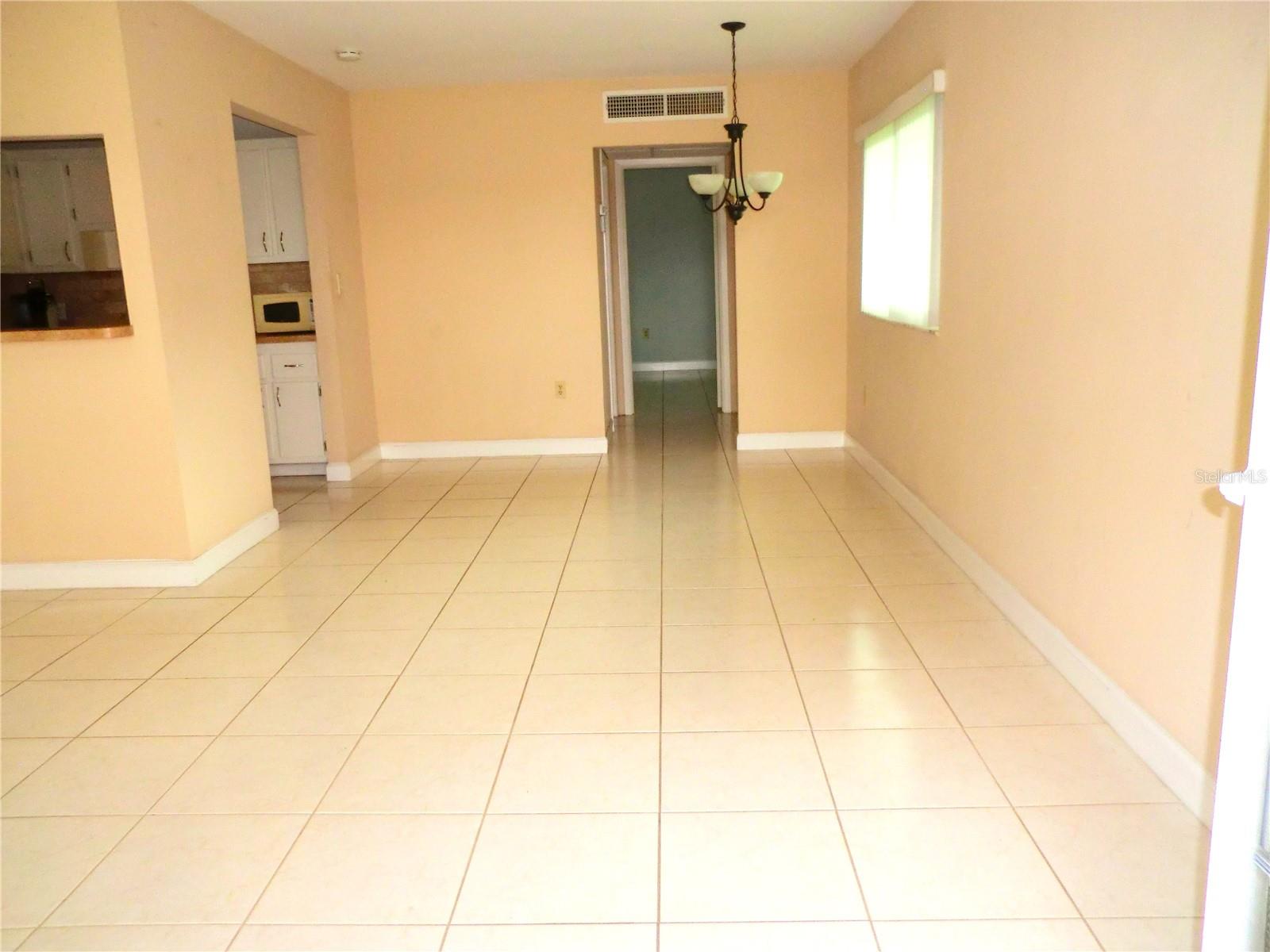 Residential Lease in SUN CITY CENTER 3