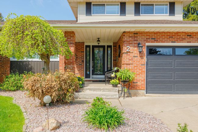 2 Greenvale Crt, House other with 3 bedrooms, 3 bathrooms and 4 parking in Fonthill ON | Image 4