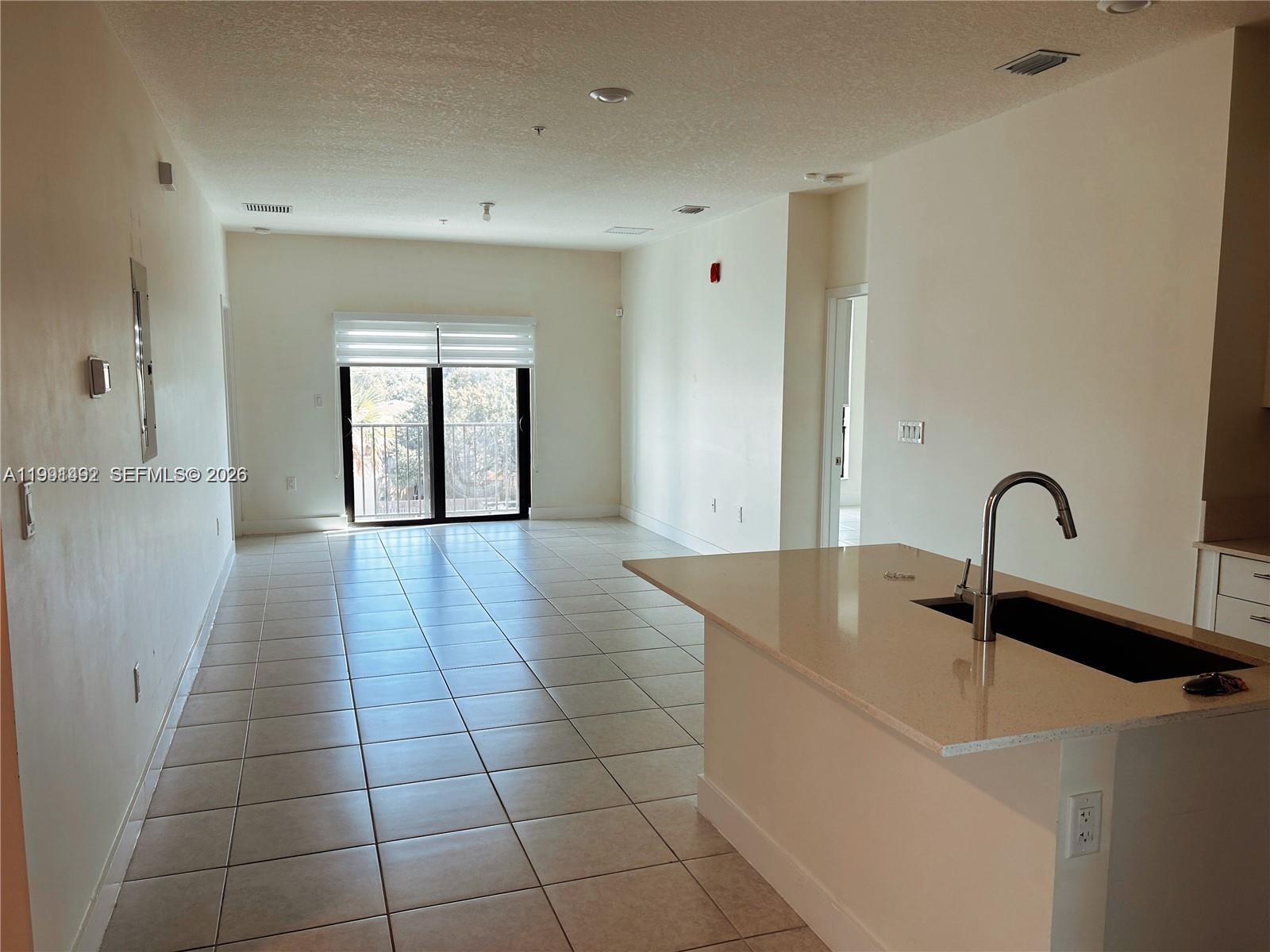 Residential in Doral 4