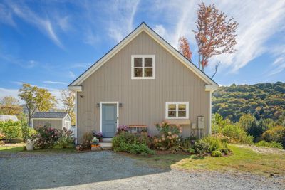 392 Gully Road, House other with 2 bedrooms, 1 bathrooms and null parking in Woodstock VT | Image 3