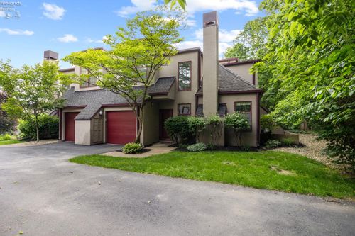 unit-d-4370 Marin Woods, Port Clinton, OH, 43452-3075 | Card Image