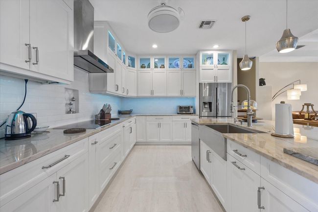 4557 Hunting Trl, House other with 5 bedrooms, 4 bathrooms and null parking in Lake Worth FL | Image 16