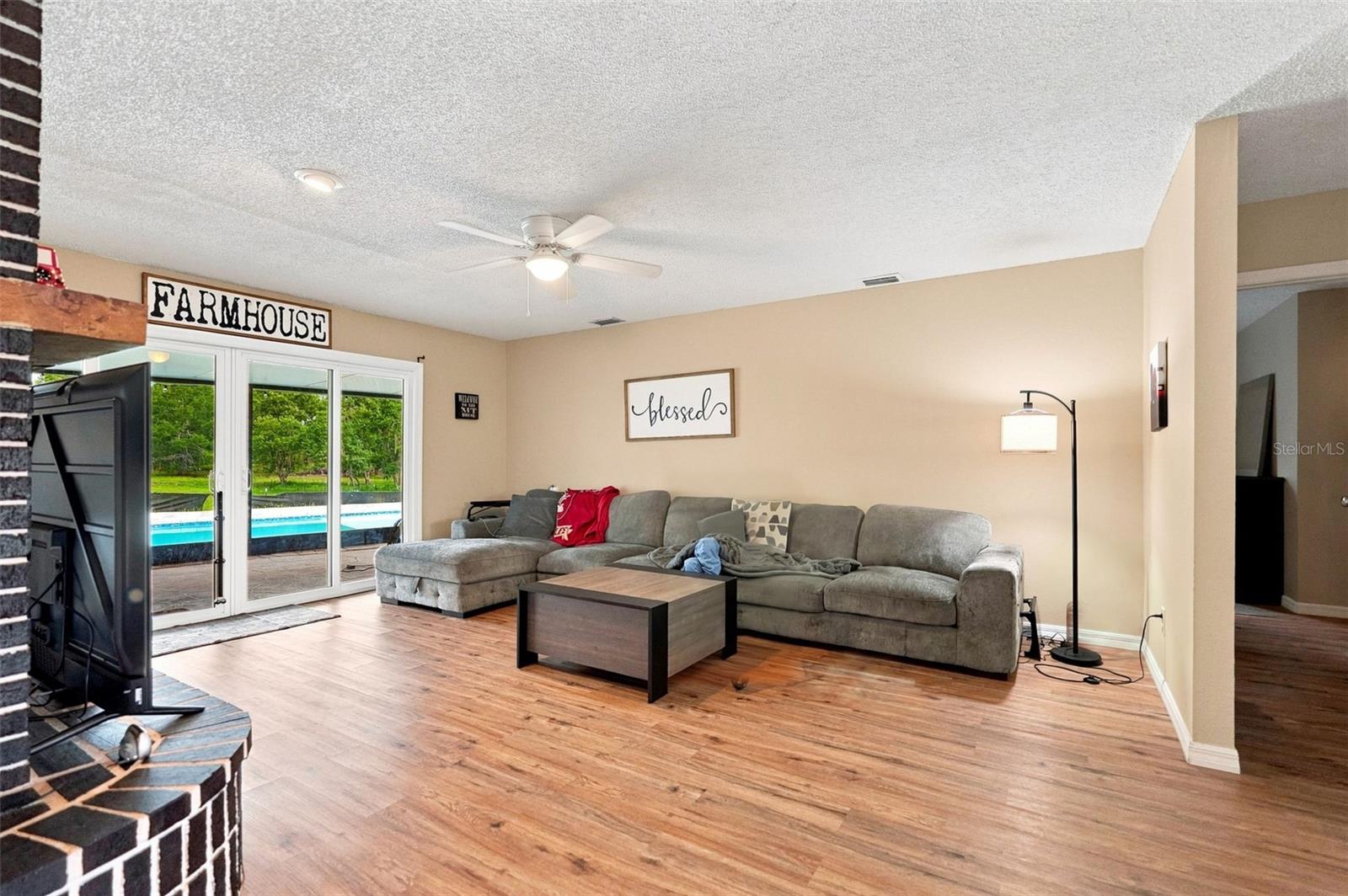 Residential in SPRING HILL 4