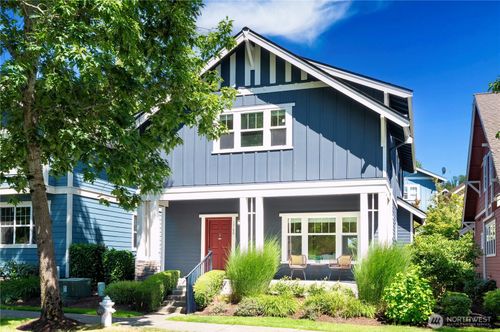 1760 25th Ave Ne, Issaquah, WA, 98029-2600 | Card Image