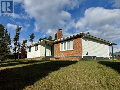 1200 9 Th Ave, House other with 6 bedrooms, 3 bathrooms and null parking in Valemount BC | Image 1