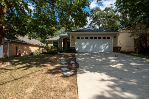 1835 Newman Ln, TALLAHASSEE, FL, 32312-4226 | Card Image