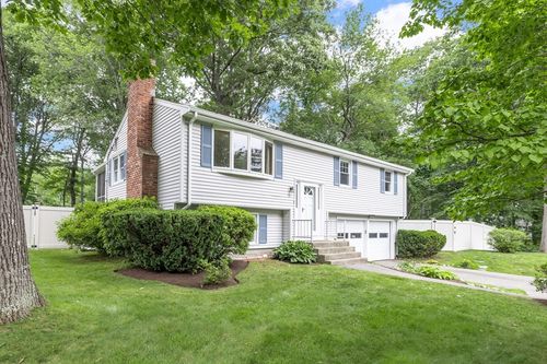 31 Robert Rd, Holliston, MA, 01746-1116 | Card Image