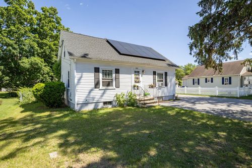 352 High St, Somersworth, NH, 03878-1417 | Card Image