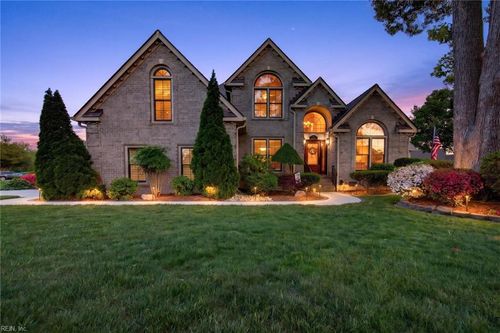 925 Sonora Court, Virginia Beach, VA, 23456 | Card Image