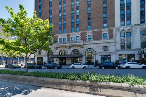 611-112 King St W, Dundas, ON, L9H1V2 | Card Image