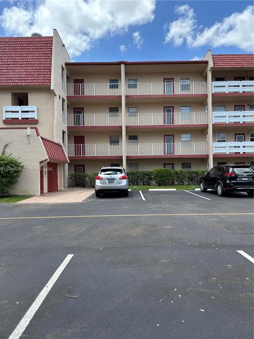 307-1045 Country Club Dr, Margate, FL, 33063-3224 | Card Image
