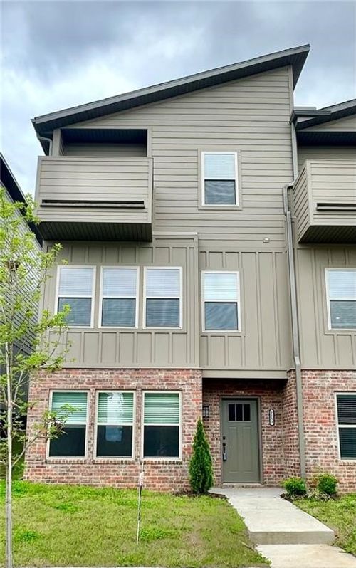 2155 W Million Ln, Fayetteville, AR, 72704-5164 | Card Image