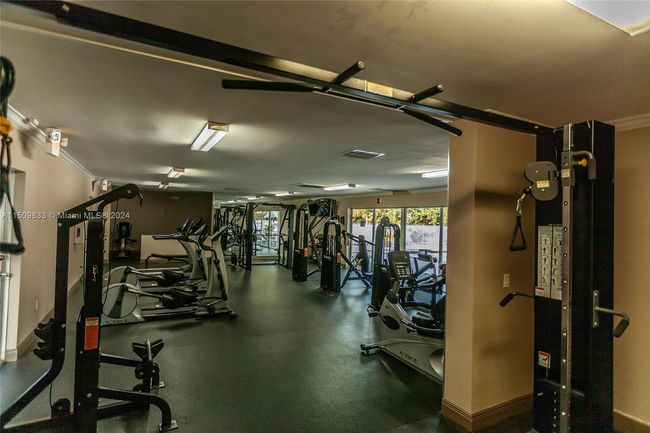 APT-324 - 1800 Sans Souci Blvd, Condo with 1 bedrooms, 2 bathrooms and null parking in North Miami FL | Image 14
