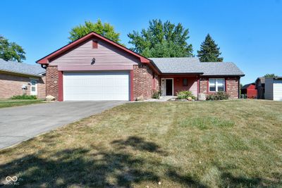 915 Haymount Drive, House other with 3 bedrooms, 2 bathrooms and null parking in Indianapolis IN | Image 1