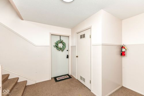 unit-c-5034 Allisonville Rd, Indianapolis, IN, 46205-1532 | Card Image