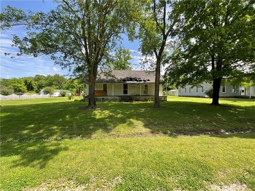 16194 Dutch Mills Rd N, Lincoln, AR, 72744 | Card Image