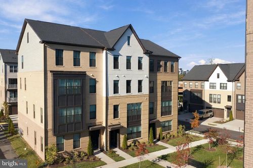 22-4906 Longmire Way, CHANTILLY, VA, 20151-2551 | Card Image