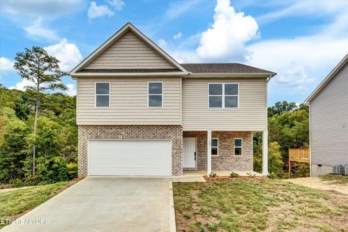 145 Eleanor Davis Dr, Maryville, TN, 37804-6040 | Card Image
