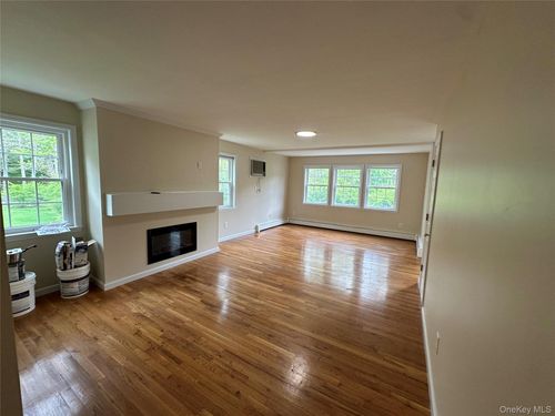 1-157 Route 202, Somers, NY, 10589-1621 | Card Image
