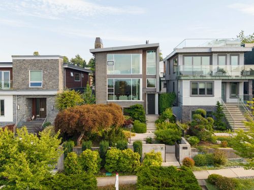 3250 W 20th Ave, Vancouver, BC, V6L1H9 | Card Image