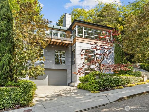 3332 E Ford Pl, Seattle, WA, 98112-4225 | Card Image