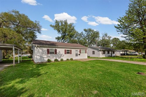 805 E 5th St, Cahokia, IL, 62206-1718 | Card Image