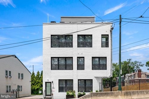 2o2-4921 Chester Ave, PHILADELPHIA, PA, 19143-4352 | Card Image