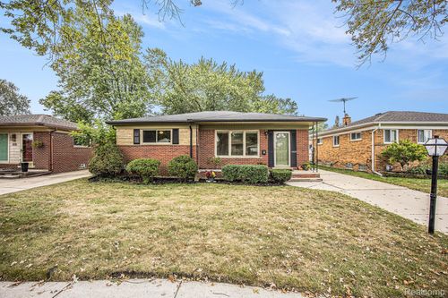 22618 Millenbach St, Saint Clair Shores, MI, 48081-2594 | Card Image