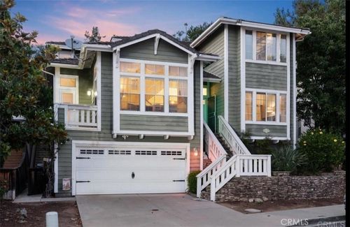 2114 Laura Dr, Escondido, CA, 92027-1167 | Card Image