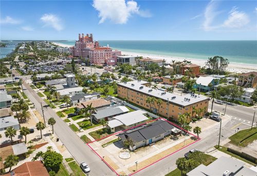 3528 Casablanca Ave, ST PETE BEACH, FL, 33706-3902 | Card Image