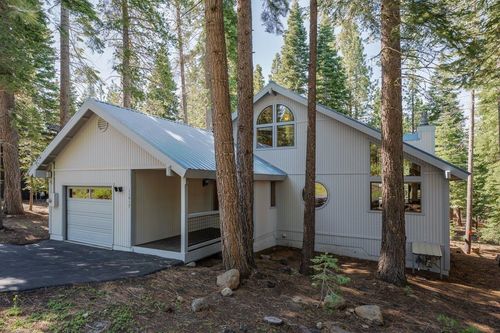 11917 Sitzmark Way, Truckee, CA, 96161-6139 | Card Image