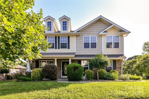7534 April Mist Trl, Huntersville, NC, 28078-2433 | Card Image