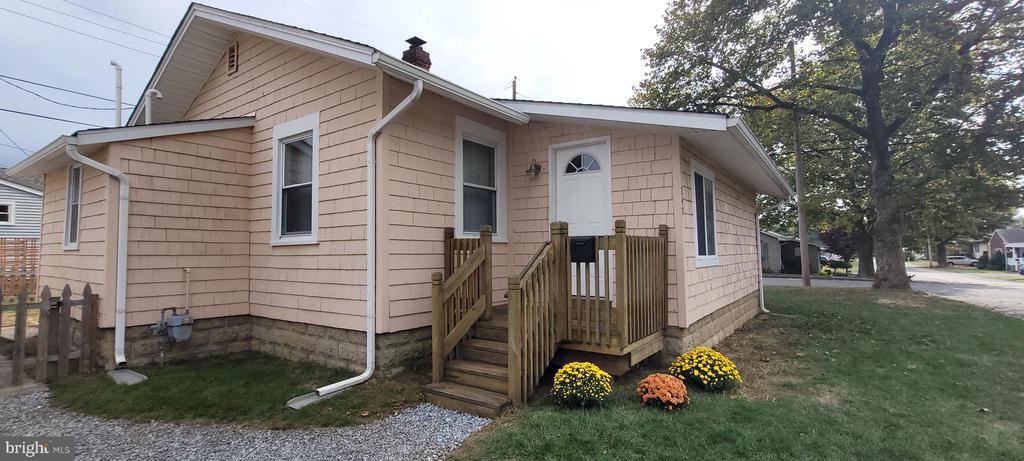 F St, Penns Grove, NJ 08069