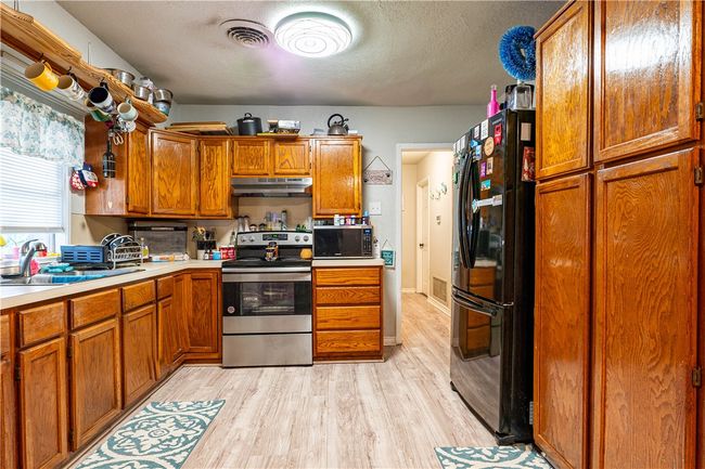 606 N Ironwood Ave, House other with 3 bedrooms, 2 bathrooms and 2 parking in Bishop TX | Image 12
