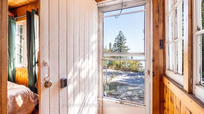 1081 Dyers Bay Rd, House other with 2 bedrooms, 1 bathrooms and 4 parking in Miller Lake ON | Image 35