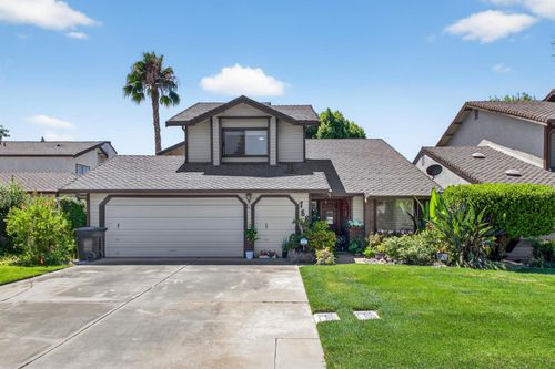 788 E Milgeo Avenue, Ripon, CA, 95366 | Card Image