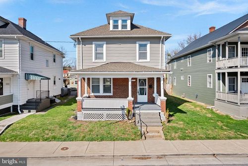 317 Gray Ave, WINCHESTER, VA, 22601-5239 | Card Image