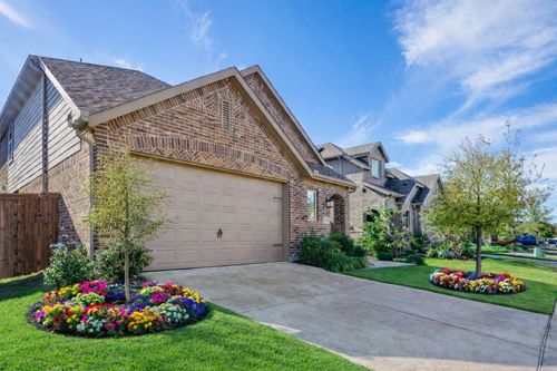 1916 Jumper Fields Dr, Aubrey, TX, 76227-4326 | Card Image