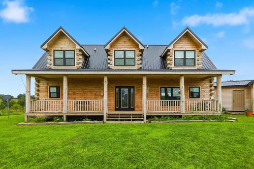 6 Earthaven Dr, Waddy, KY, 40076-8947 | Card Image