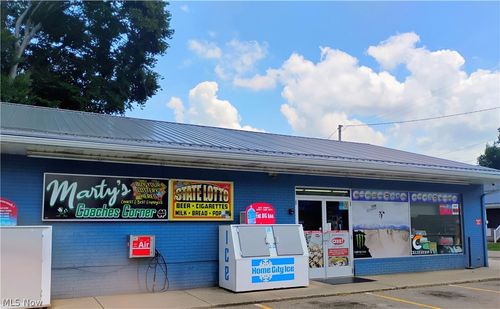 323 E High Avenue, New Philadelphia, OH, 44663 | Card Image