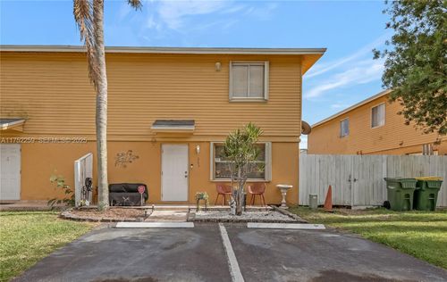 265-265 Ne 12th Ave, Homestead, FL, 33030-6274 | Card Image