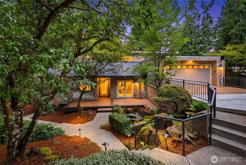 1827 218th Pl Ne, Sammamish, WA, 98074-4112 | Card Image