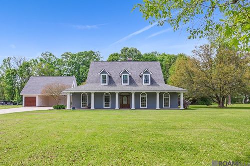 14367 Devall Rd, Baton Rouge, LA, 70818-1216 | Card Image