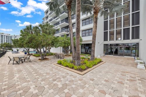 apt-509-10101 E Bay Harbor Dr, Bay Harbor Islands, FL, 33154-1202 | Card Image