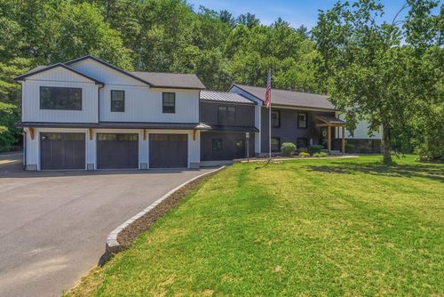 20 Cobbetts Pond Road, Windham, NH, 03087 | Card Image