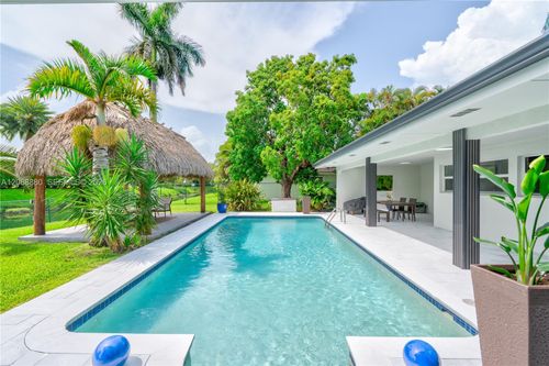 14675 Sw 78th Ave, Palmetto Bay, FL, 33158-2001 | Card Image