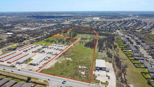 940 Windy Hill Rd, Kyle, TX, 78640-4416 | Card Image